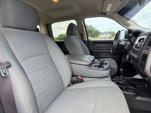 Used 2017 RAM 2500 Tradesman w/ Chrome Appearance Group AWD/4WD image 14