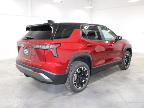 New 2026 Chevrolet Equinox LT w/ Convenience Package II image 9