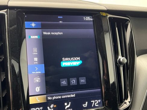 Used 2018 Volvo XC60 T5 Momentum w/ Vision Package image 15