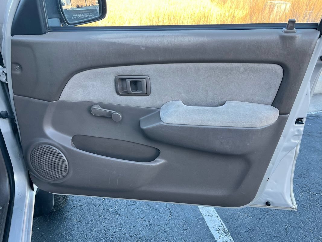 Used 1998 Toyota 4Runner 4WD w/ All-Weather Guard Pkg image 19