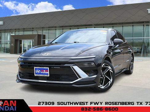 Certified 2024 Hyundai Sonata SEL w/ Convenience Package image 1