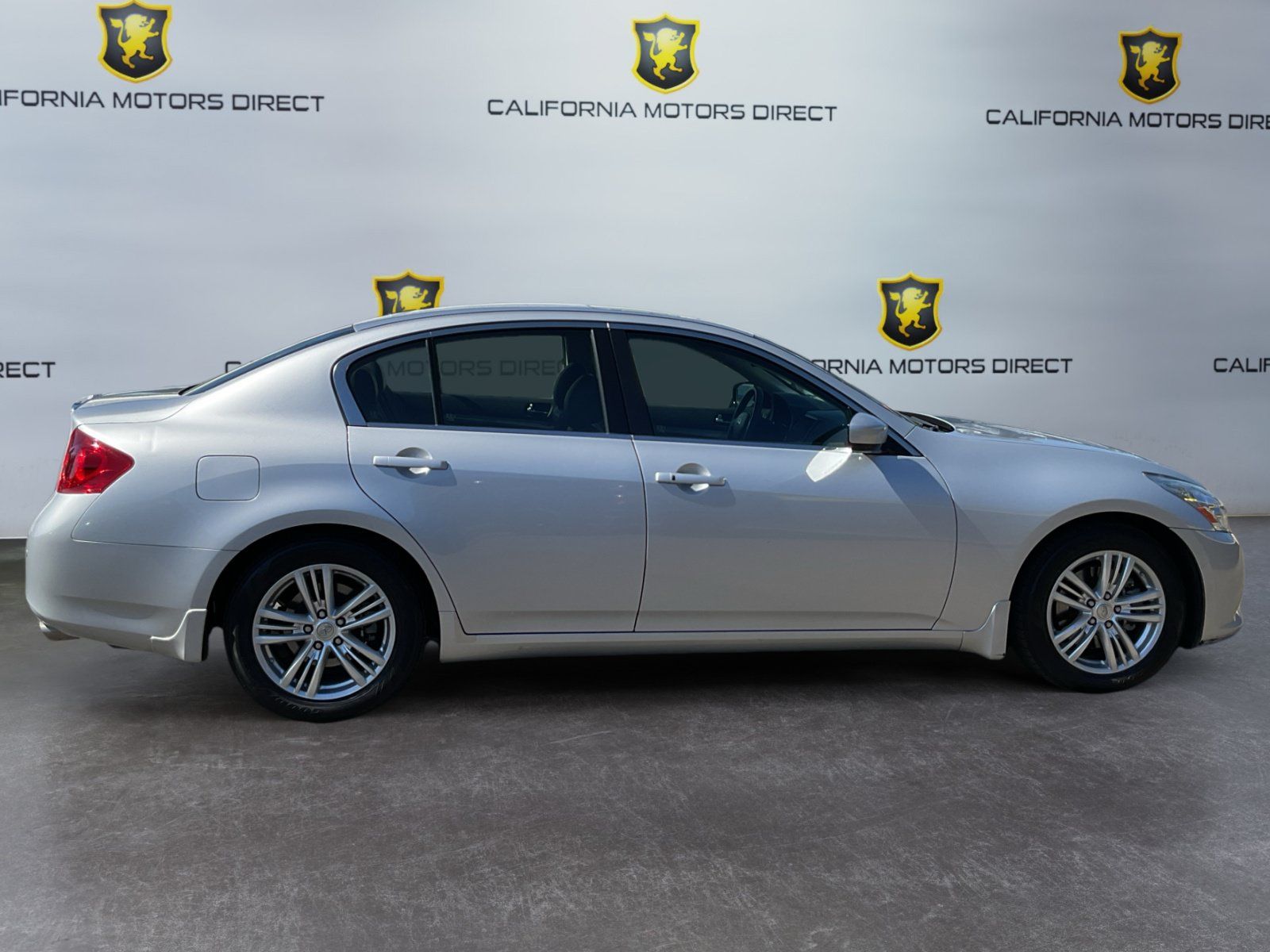 Used 2013 INFINITI G37 Journey w/ Premium Pkg RWD image 4