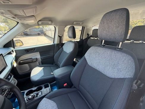 New 2025 Ford Maverick XLT w/ XLT Luxury Package image 13