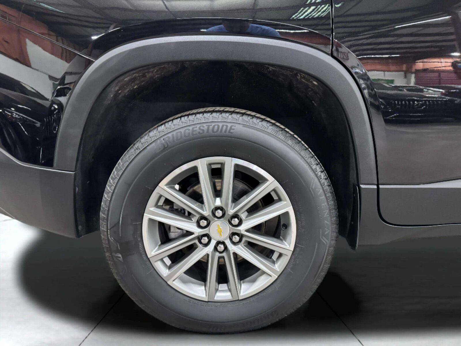 Used 2023 Chevrolet Traverse LT AWD/4WD image 62