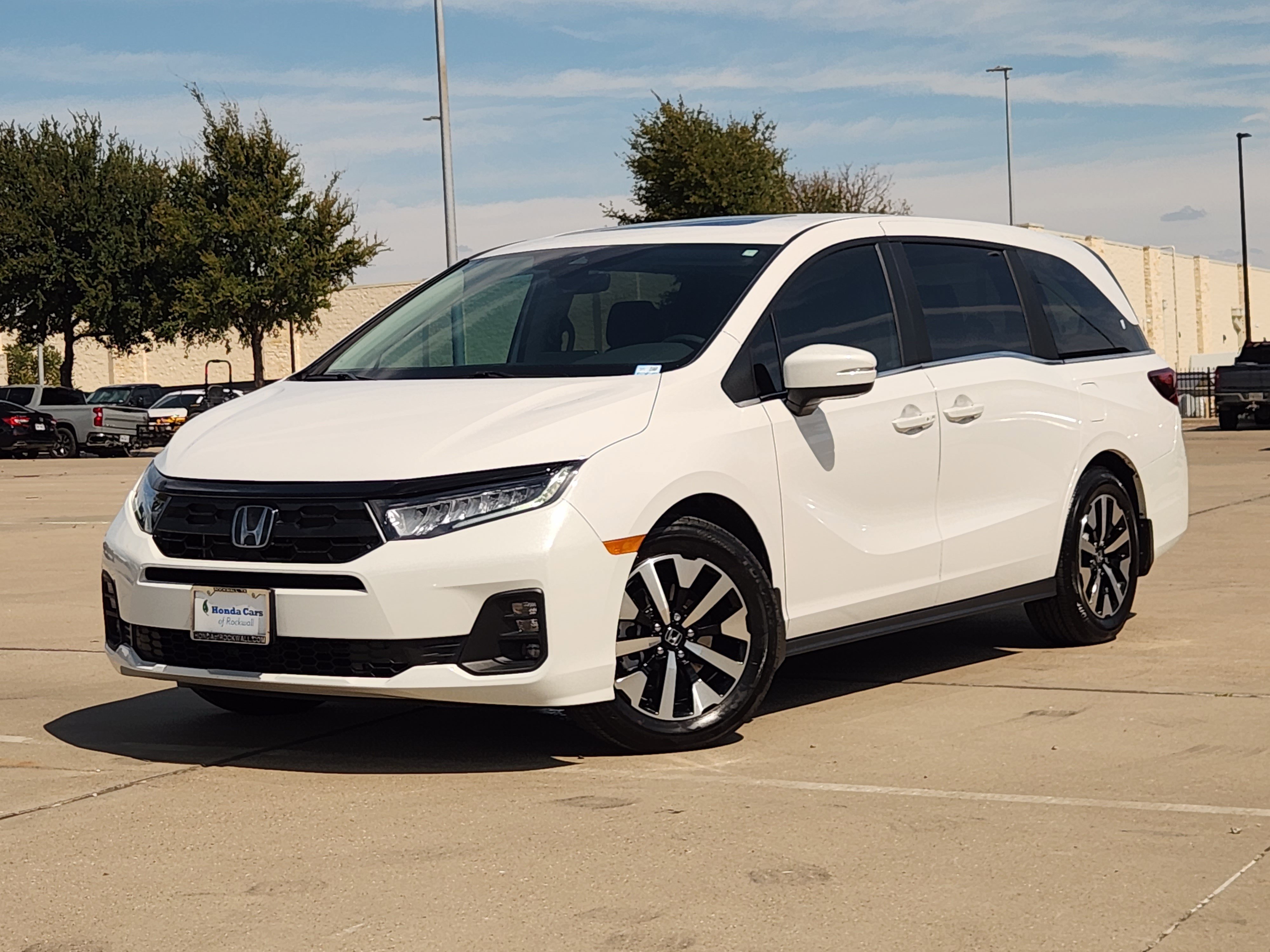 Certified 2026 Honda Odyssey EX-L image 1
