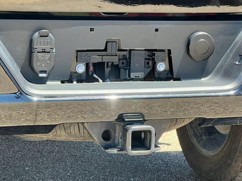 Used 2026 Chevrolet Silverado 1500 LT Trail Boss w/ Convenience Package II AWD/4WD image 12