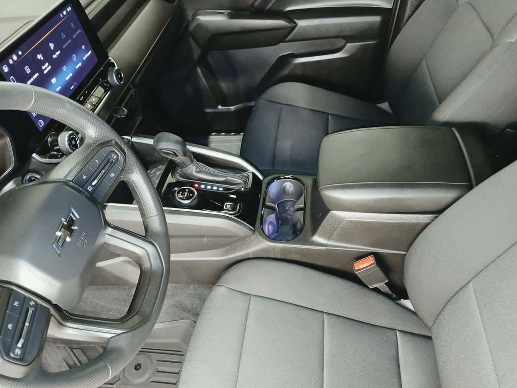 Used 2024 Chevrolet Colorado Trail Boss w/ Technology Package AWD/4WD image 16