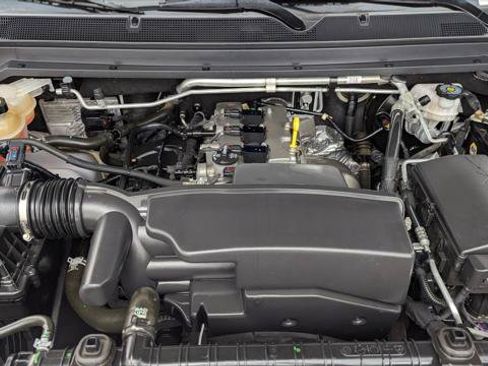 Used 2022 Chevrolet Colorado LT w/ Fleet Safety Package RWD image 26