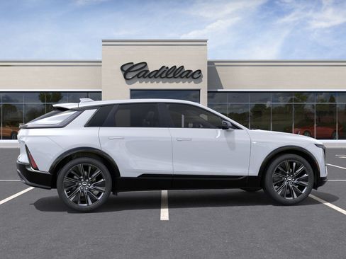 New 2027 Cadillac Lyriq Signature Sport w/ Nappa Leather Package AWD/4WD image 5