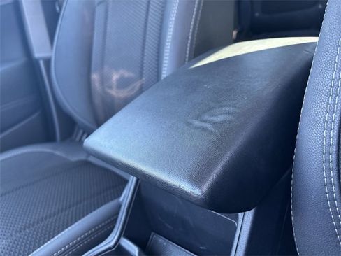 Used 2023 Subaru Forester Premium image 24