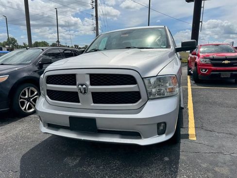 Used 2016 RAM 1500 Express AWD/4WD image 5