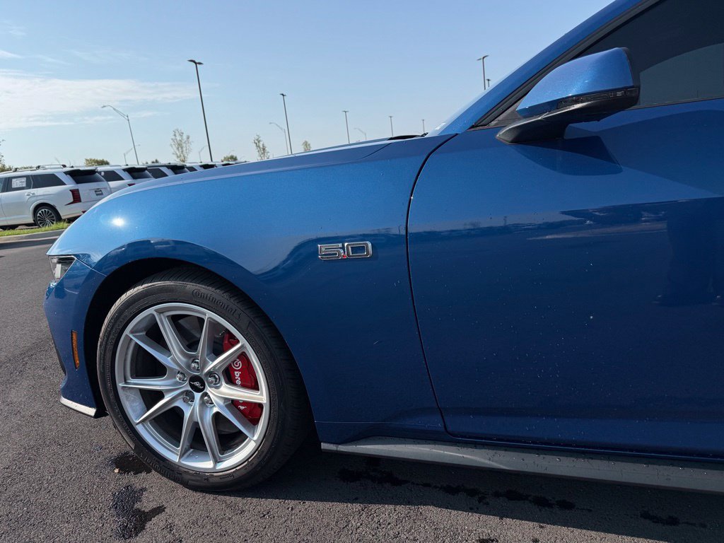 Used 2024 Ford Mustang GT Premium RWD image 31