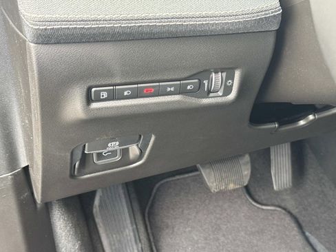 New 2026 Jeep Cherokee Laredo image 24