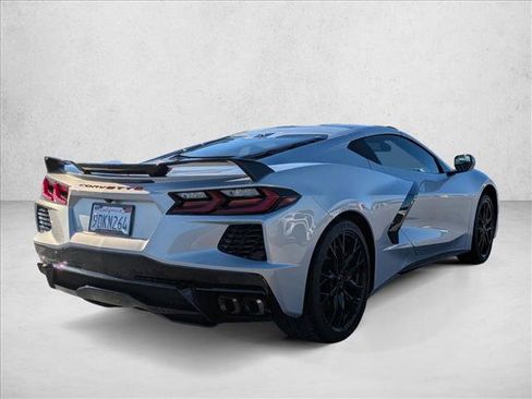 Used 2023 Chevrolet Corvette Stingray Preferred Cpe w/ Z51 Performance Package RWD image 5