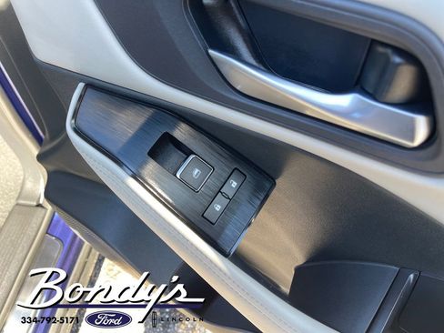 Used 2023 Nissan Rogue SL w/ SL Premium Package image 23