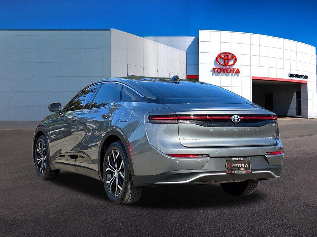 Used 2026 Toyota Crown AWD/4WD image 13