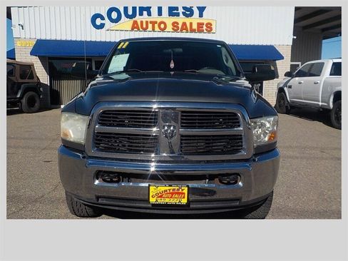 Used 2011 RAM 2500 SLT image 15