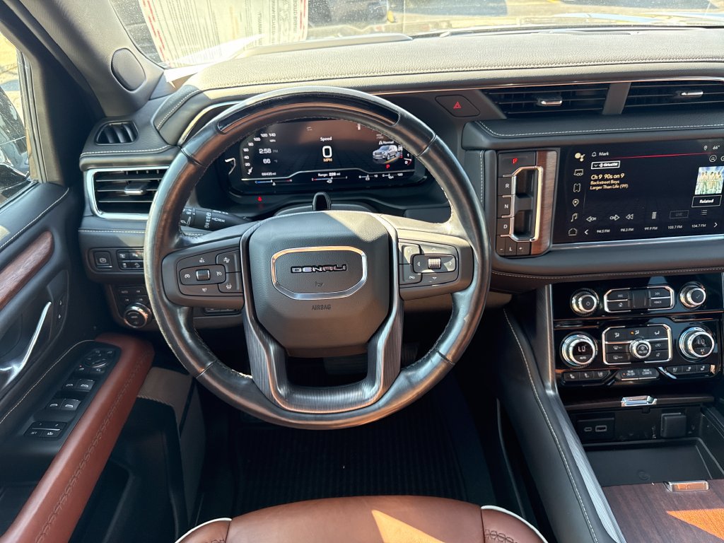 Certified 2023 GMC Yukon XL Denali Ultimate AWD/4WD image 13
