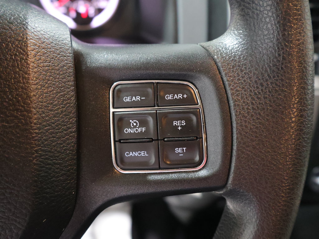 Used 2019 RAM 1500 Express AWD/4WD image 31