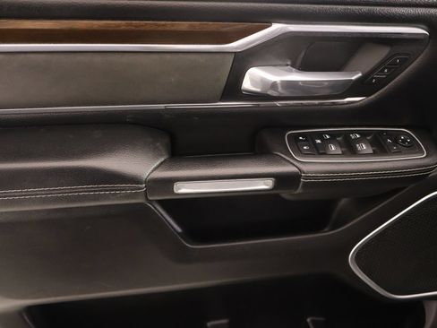 Used 2022 RAM 1500 Laramie AWD/4WD image 16