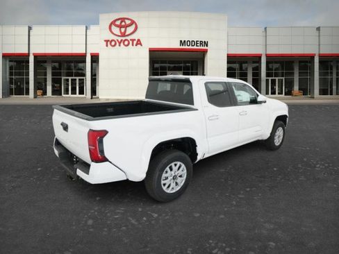 New 2026 Toyota Tacoma SR5 AWD/4WD image 3