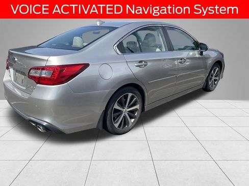 Used 2018 Subaru Legacy 3.6R Limited AWD/4WD image 3