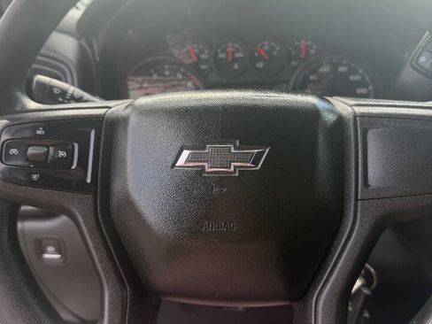 Used 2020 Chevrolet Silverado 1500 Custom Trail Boss w/ Custom Convenience Package AWD/4WD image 11