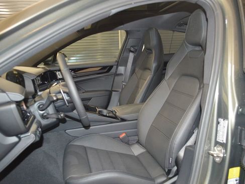 New 2026 Porsche Panamera image 16