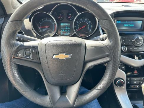 Used 2014 Chevrolet Cruze LT FWD image 15