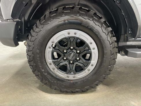 Used 2023 Ford Bronco Outer Banks AWD/4WD image 5