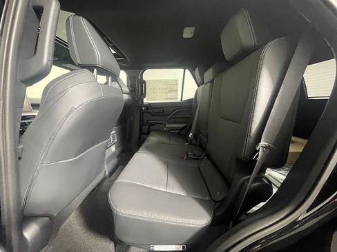 New 2026 Toyota 4Runner TRD Off-Road Premium AWD/4WD image 11
