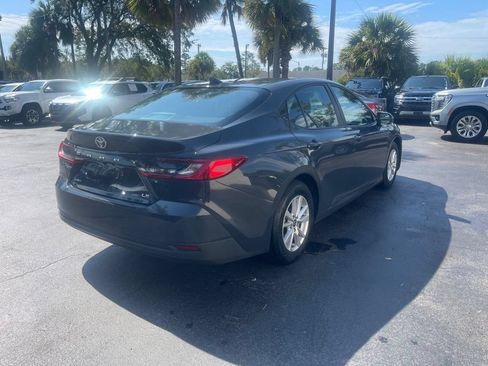 Used 2025 Toyota Camry LE FWD image 5