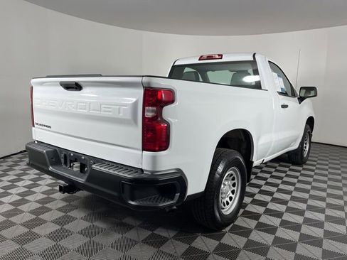 Used 2022 Chevrolet Silverado 1500 W/T w/ Trailering Package image 10