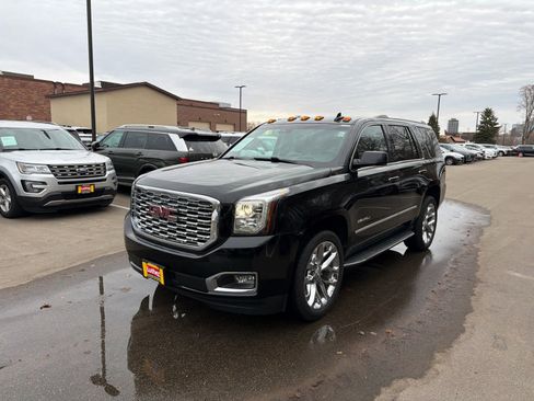 Used 2018 GMC Yukon Denali w/ Open Road Package image 4