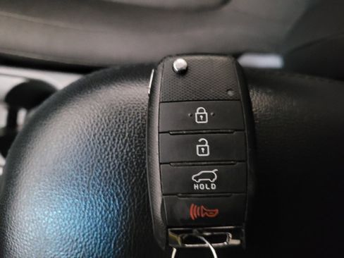 Used 2018 Kia Soul FWD image 32