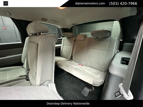 Used 2018 Toyota Sequoia TRD Sport image 23