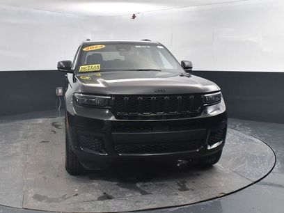 Used 2024 Jeep Grand Cherokee L Laredo