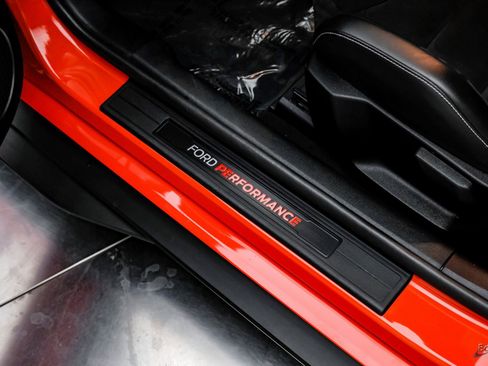 Used 2022 Ford Mustang Shelby GT500 w/ Technology Package image 43