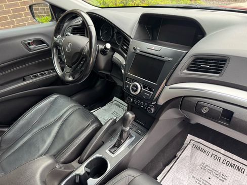 Used 2020 Acura ILX image 4