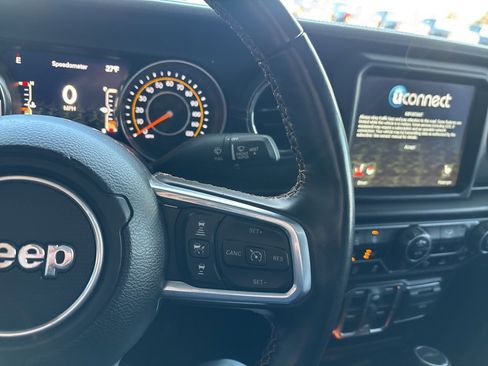 Used 2021 Jeep Gladiator High Altitude image 15