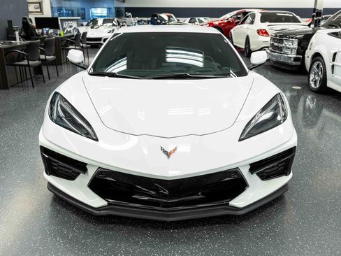 Used 2020 Chevrolet Corvette Stingray Preferred Cpe w/ 2LT Preferred Equipment Group RWD image 2