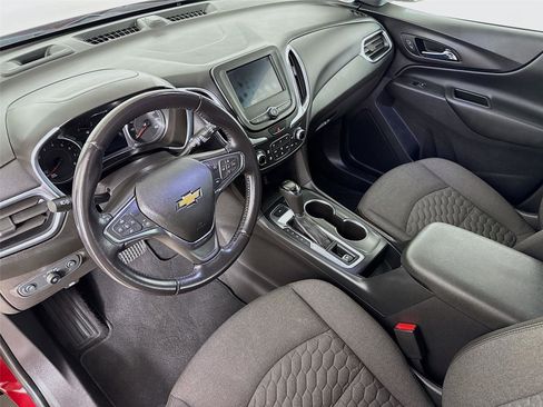 Used 2021 Chevrolet Equinox LT image 10