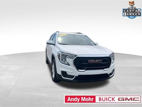 Used 2024 GMC Terrain SLE w/ Driver Convenience Package FWD image 25