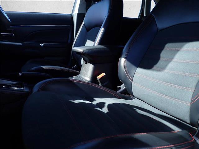 Used 2024 Mitsubishi Outlander Sport AWD image 12
