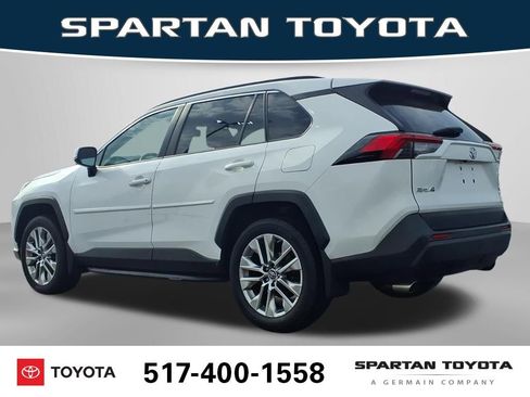 Used 2019 Toyota RAV4 XLE Premium w/ Advanced Technology Package image 9