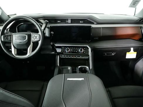 New 2026 GMC Sierra 2500 Denali w/ Denali Reserve Package image 20