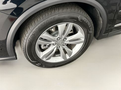 Used 2025 Acura MDX SH-AWD image 11