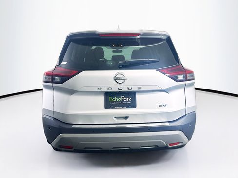 Used 2023 Nissan Rogue SV FWD image 7