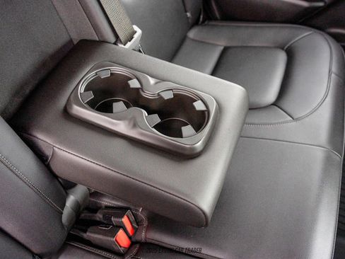 Used 2017 Chevrolet Colorado ZR2 w/ LPO, Premium Interior Package image 42