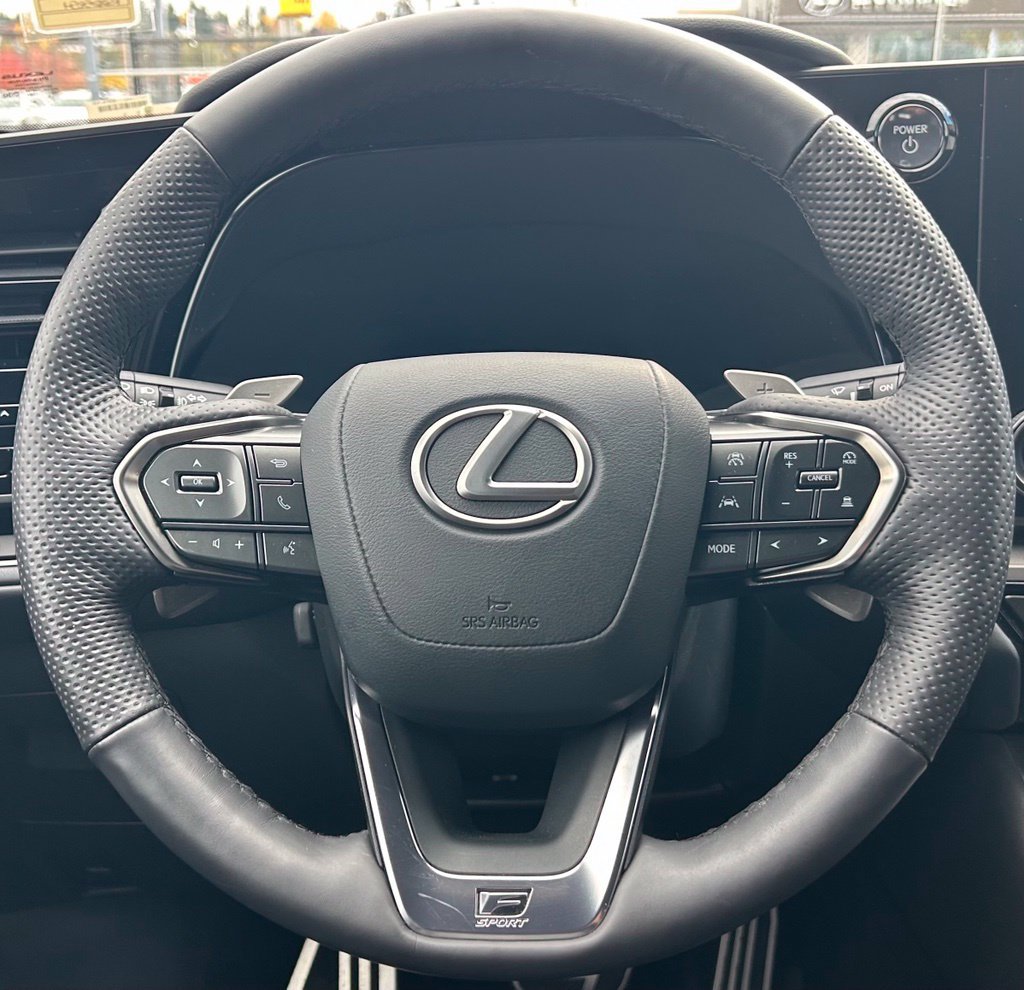 Used 2024 Lexus TX 500h AWD w/ Technology Package image 23